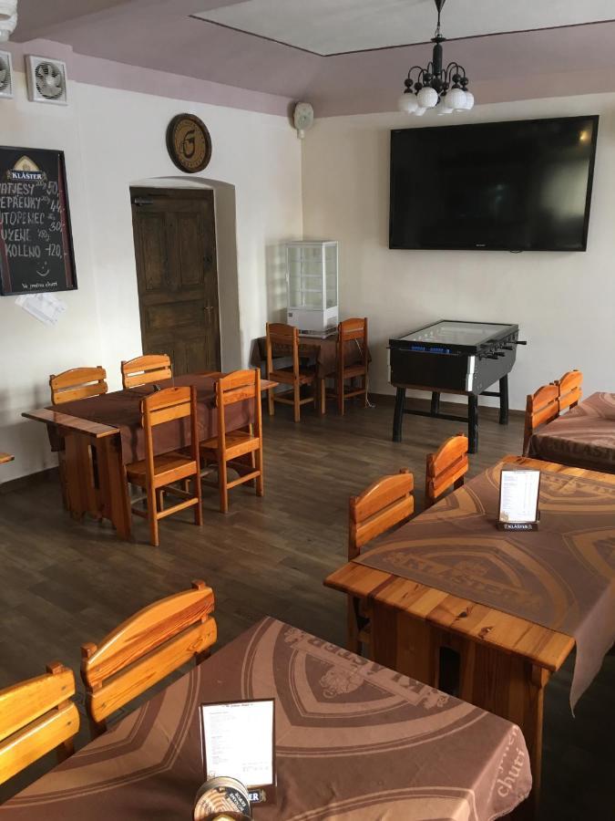 Restaurace U Kostela Ξενοδοχείο Marianske Radcice Εξωτερικό φωτογραφία
