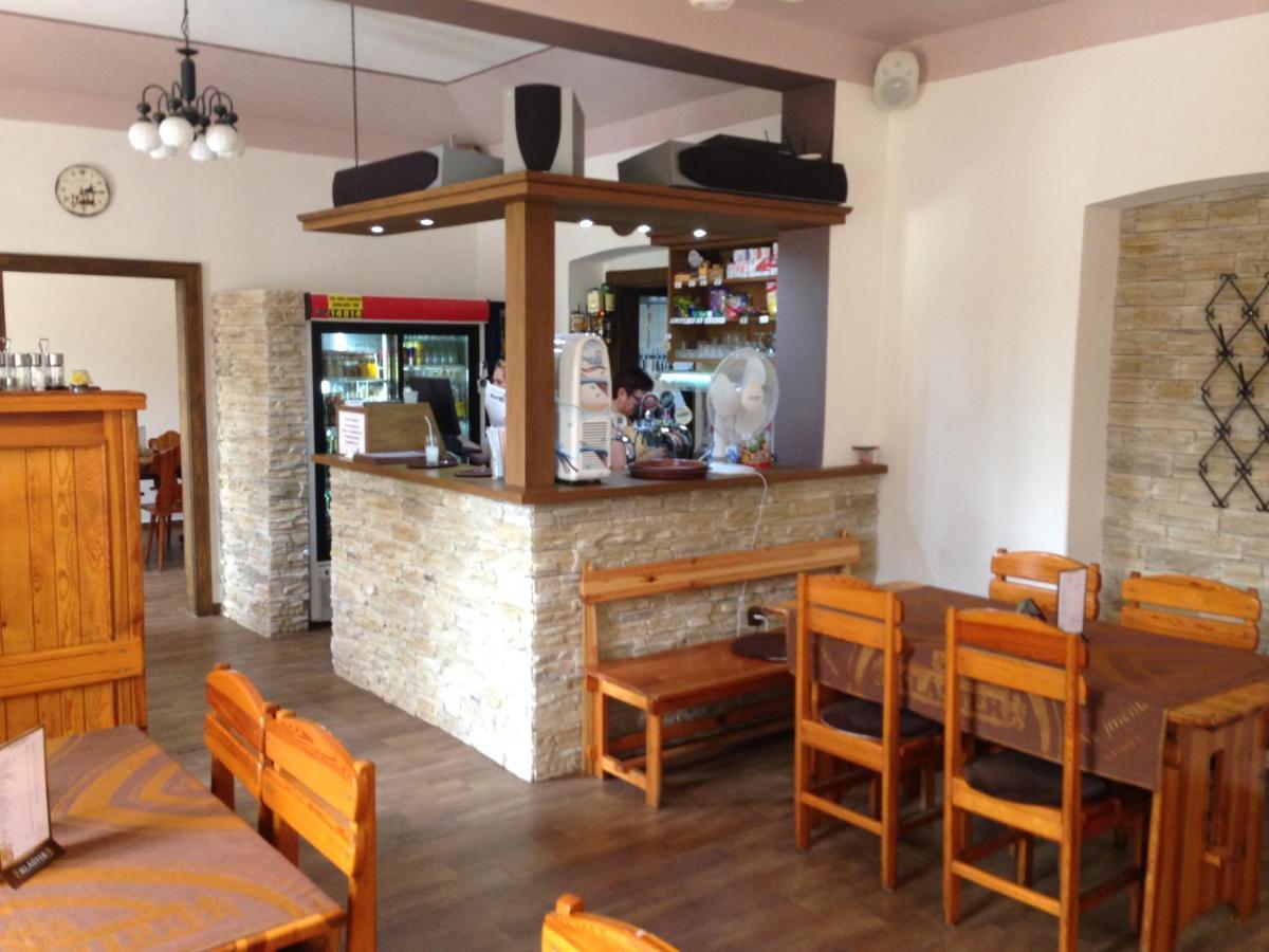 Restaurace U Kostela Ξενοδοχείο Marianske Radcice Εξωτερικό φωτογραφία